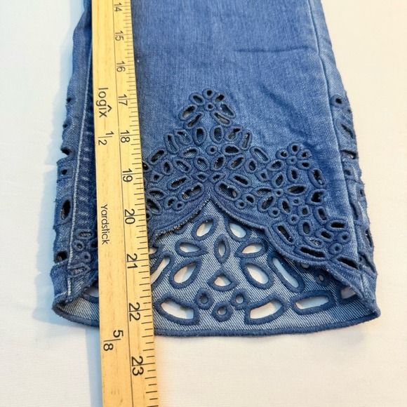 Susan Graver Capri Jeans 10P Slim Fit Ankle Cropped Eyelet Hem Blue Denim - Picture 12 of 14